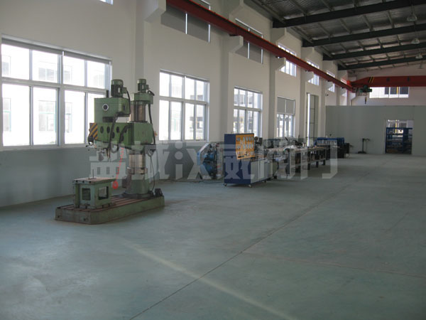 車(chē)間實(shí)景--裝配車(chē)間