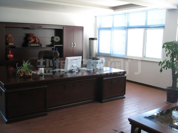 車(chē)間實(shí)景--漢威閥門(mén)辦公室